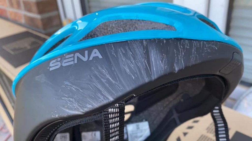 Sena R1 - Der Helm nach dem Sturz